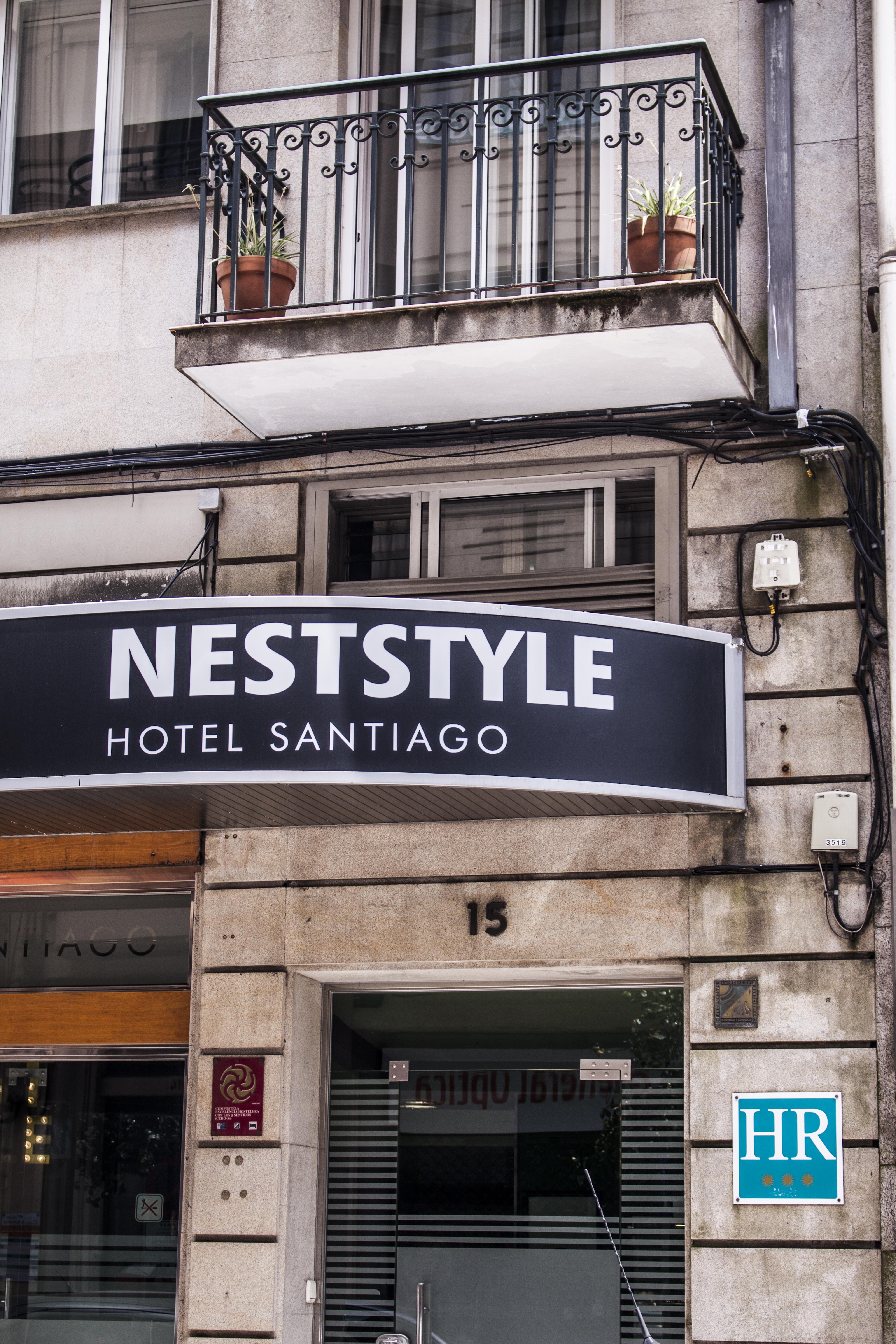 เนสต์ สไตล์ ซานติเอโก Hotel ซานติอาโก เด กอมโปสเตลา ภายนอก รูปภาพ